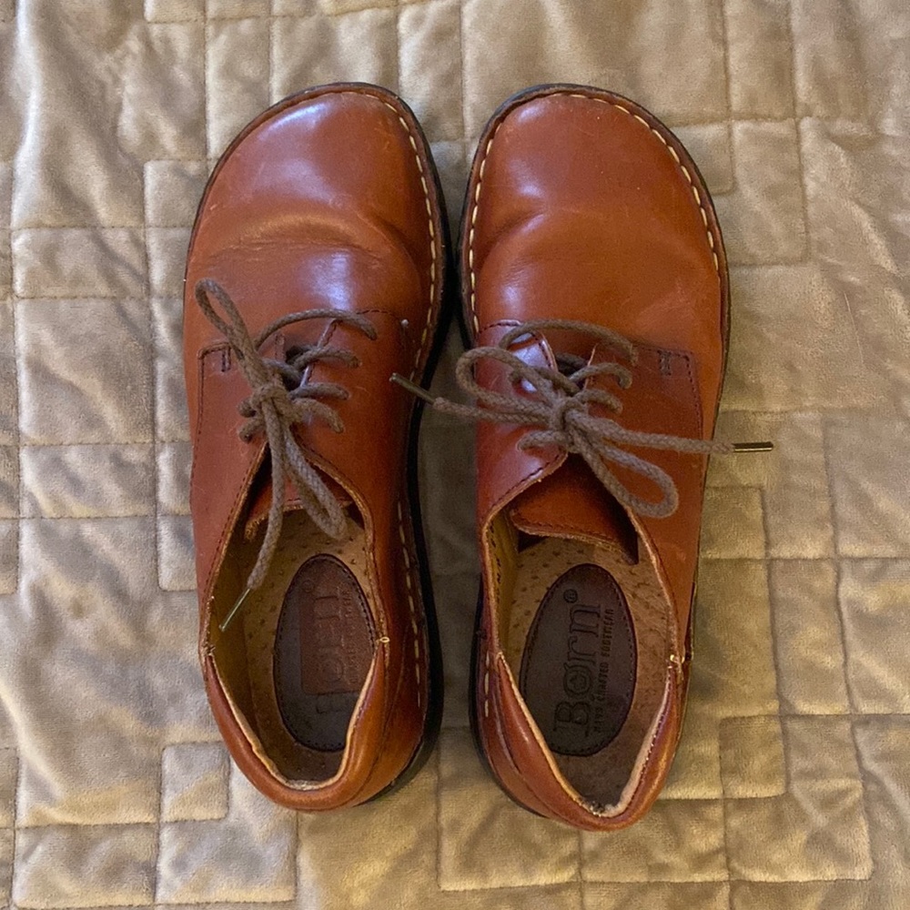 Born leather lace up shoes